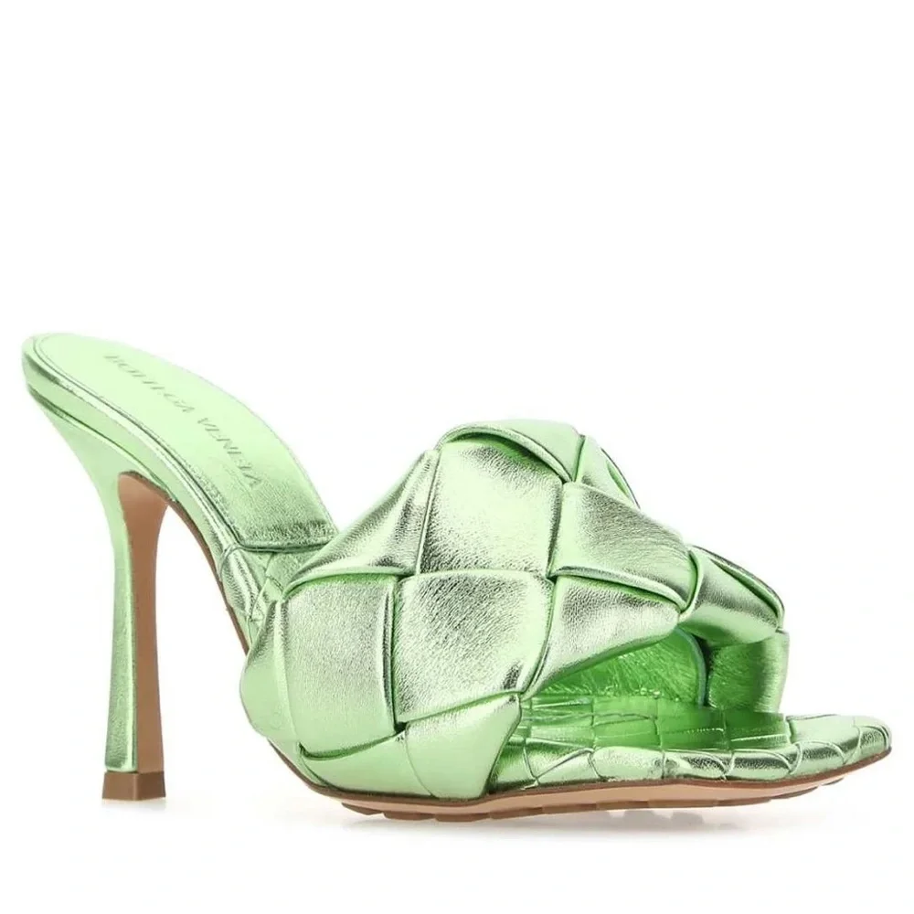 Bottega Veneta Light Green Nappa Leather Lido Sandals, size 38.5. Brand new - Picture 2 of 2